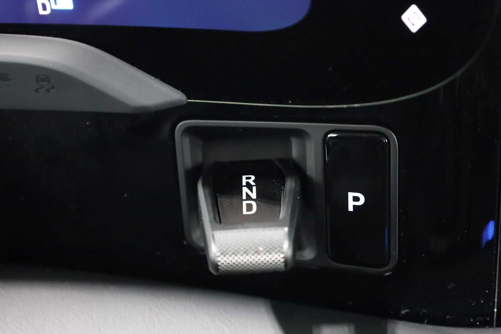 Thumbnail: 2026 Porsche Taycan - 29