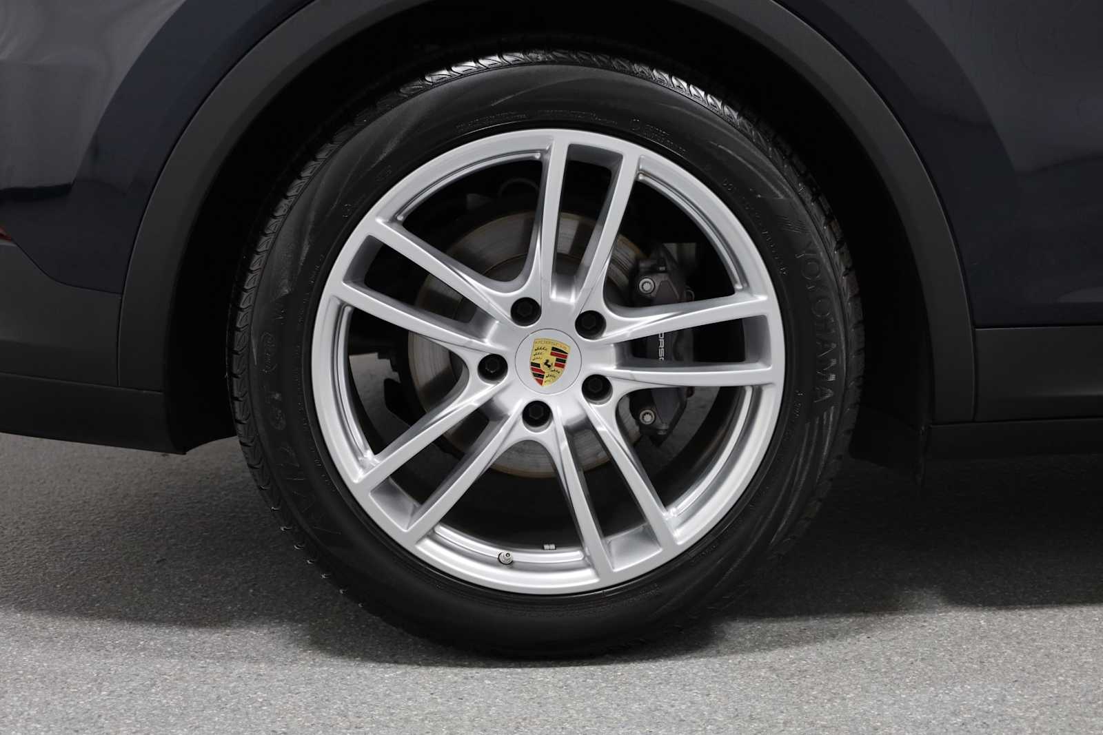 Thumbnail: 2023 Porsche  - 37