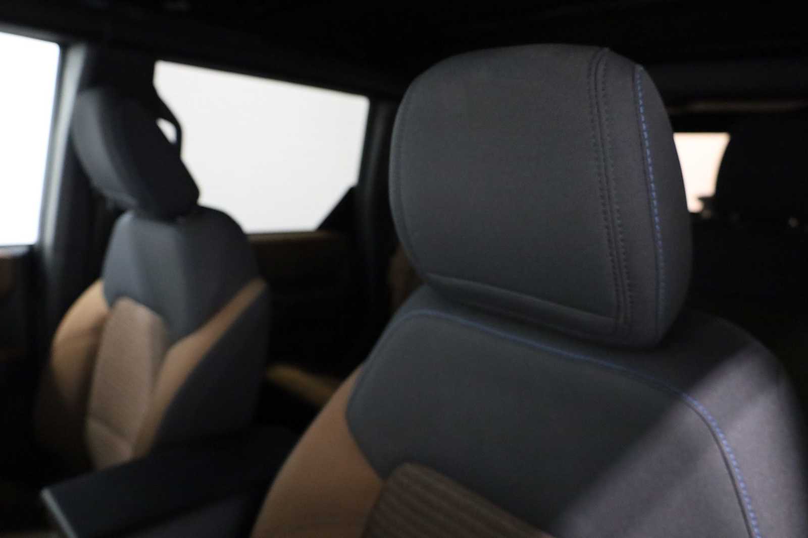 Thumbnail: 2021 Ford Bronco - 17