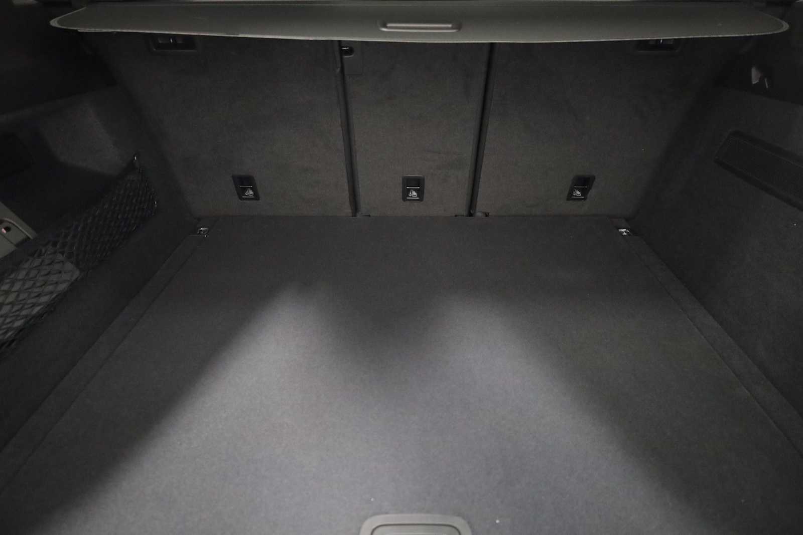 Thumbnail: 2025 Porsche Cayenne - 40