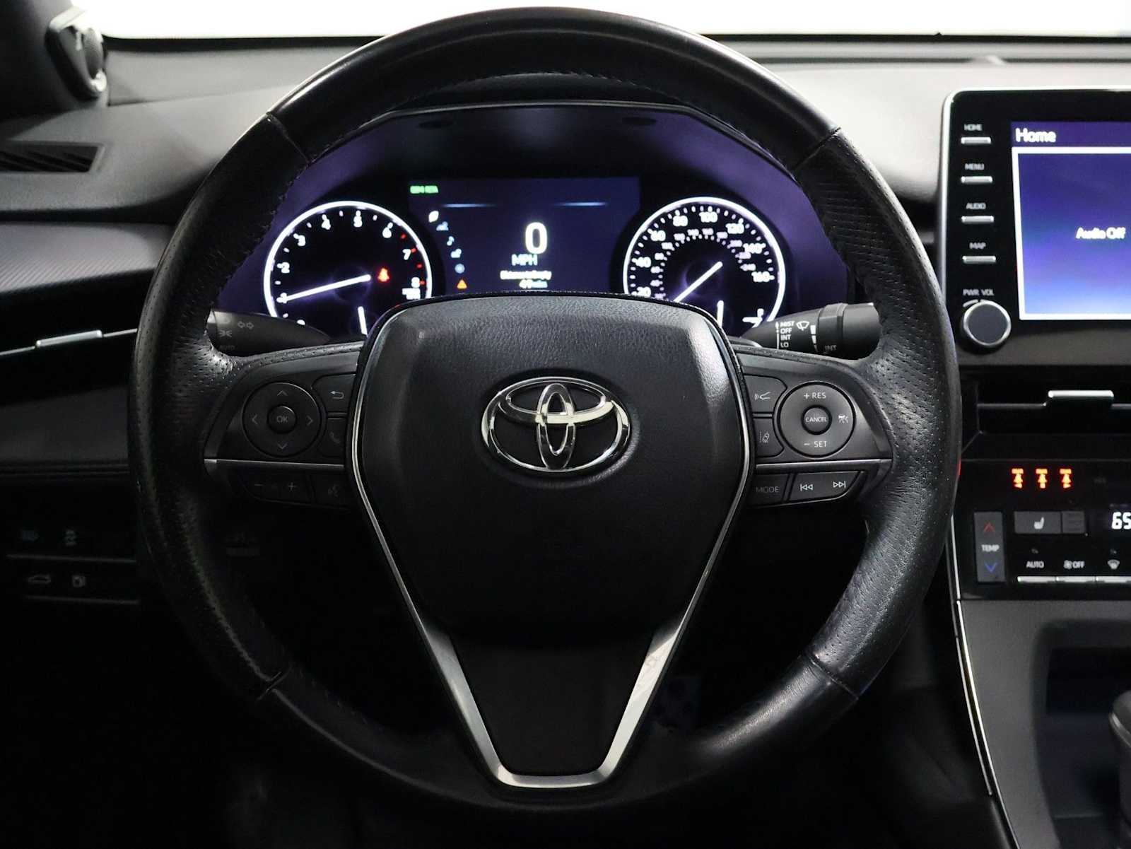Thumbnail: 2019 Toyota Avalon - 23