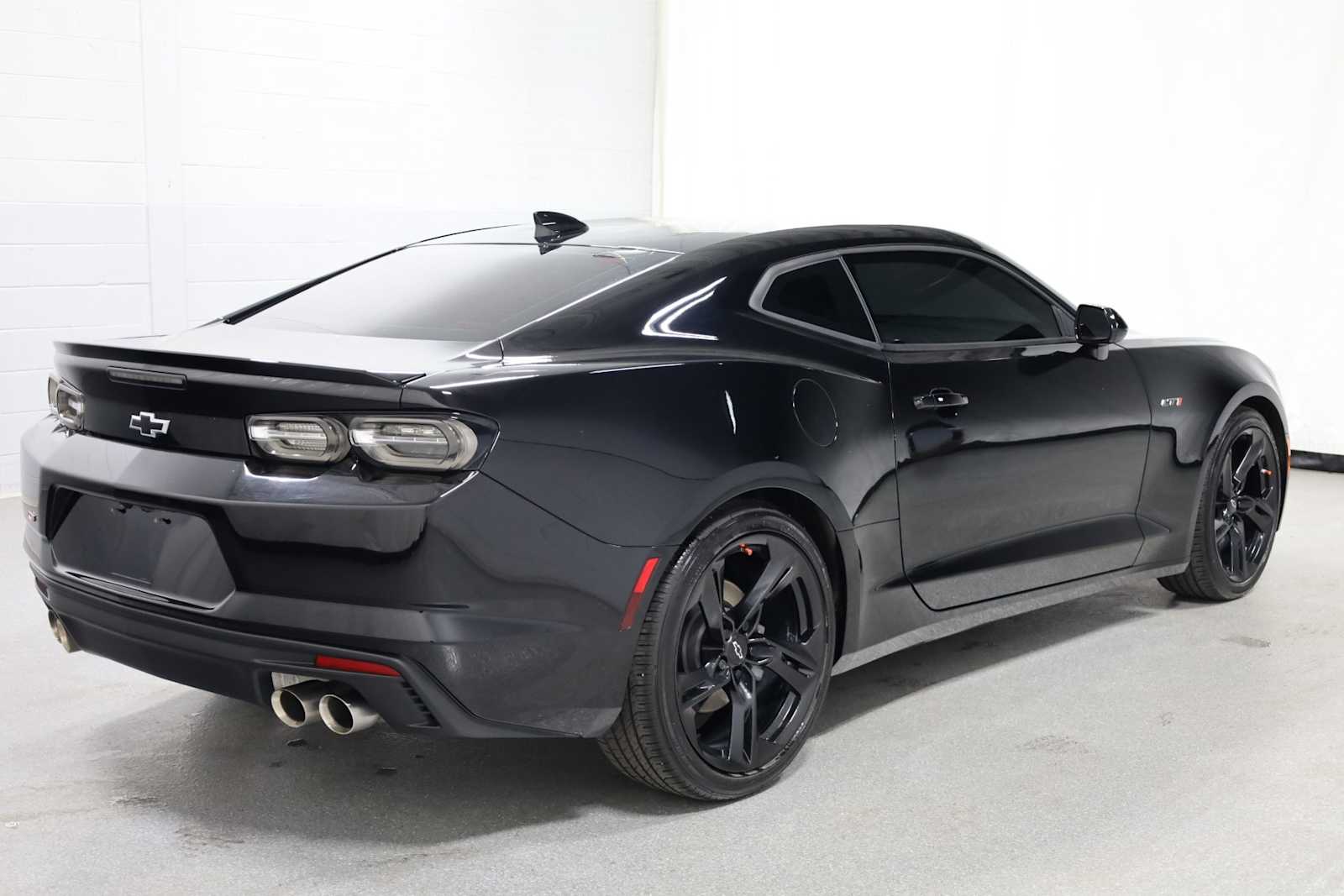 Thumbnail: 2022 Chevrolet Camaro - 9