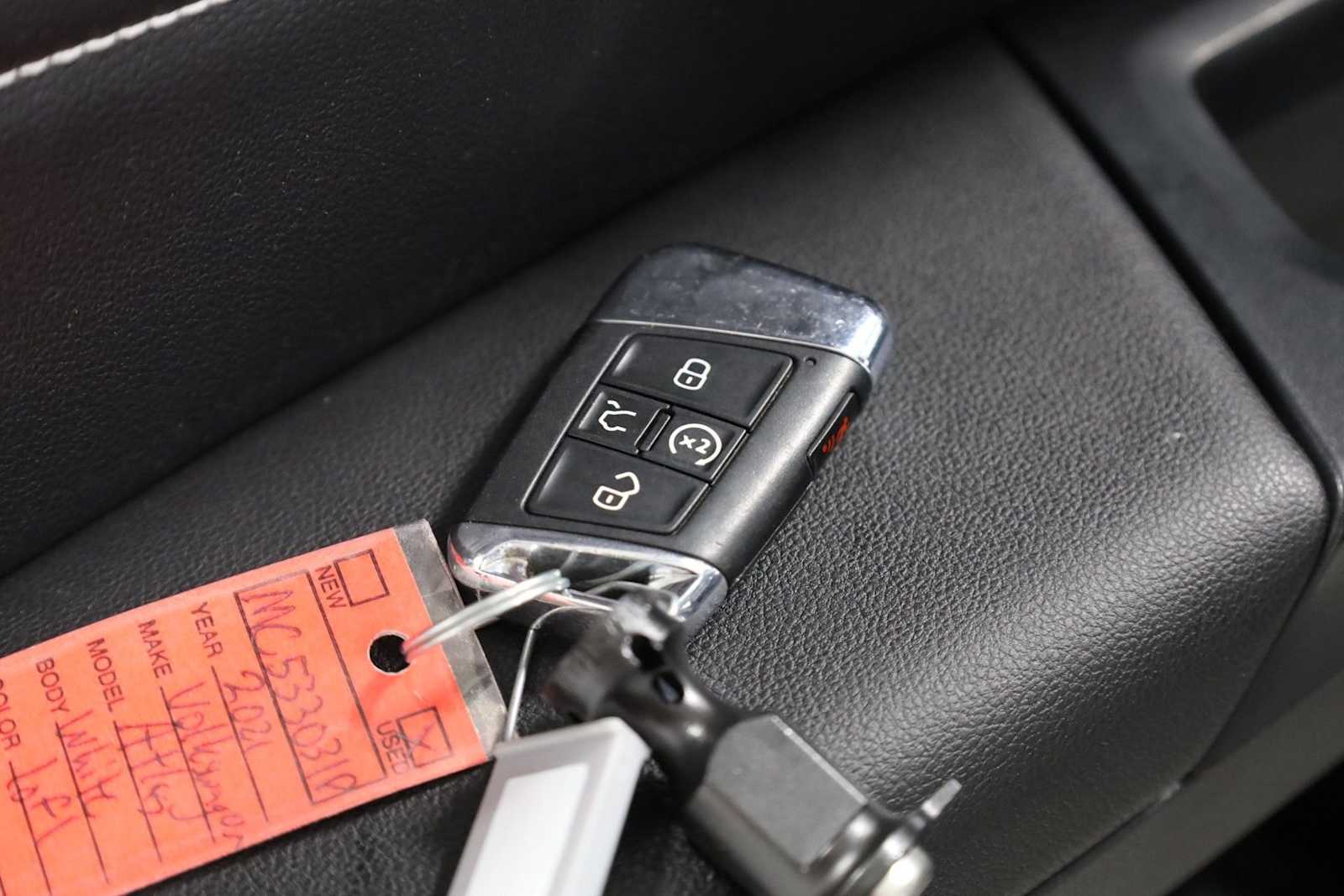 Thumbnail: 2021 Volkswagen Atlas - 40