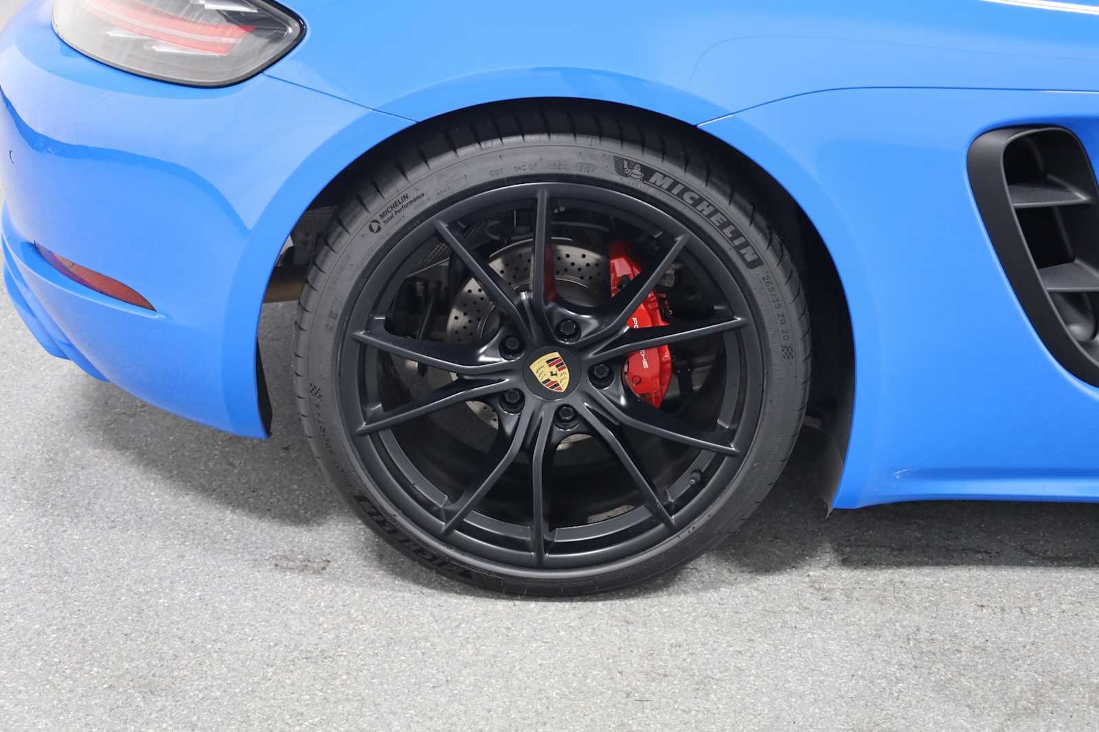 Thumbnail: 2022 Porsche 718 Cayman - 31