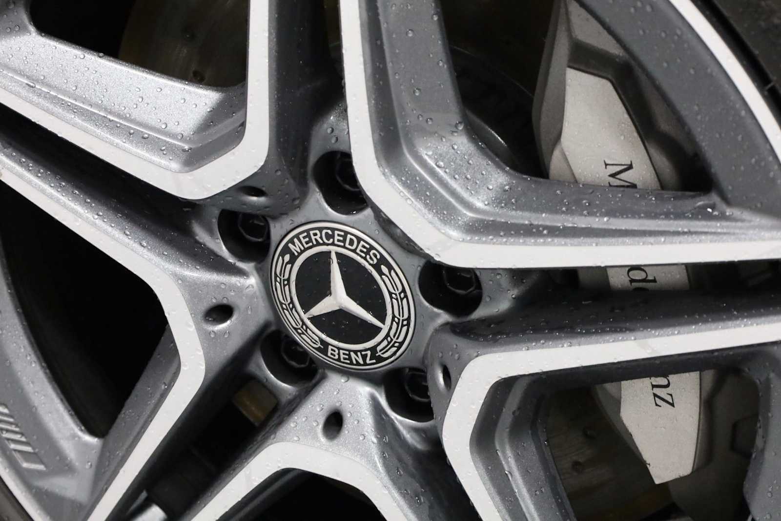 Thumbnail: 2023 Mercedes-Benz E-Class - 13