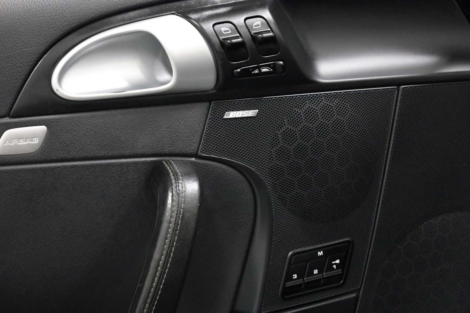 Thumbnail: 2007 Porsche 911 - 17