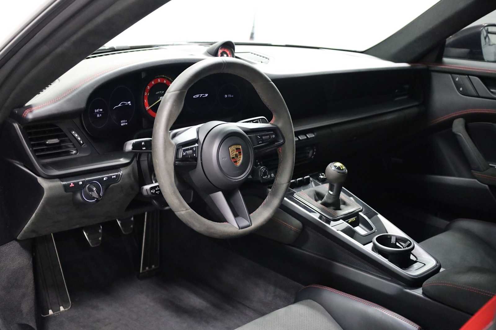 Thumbnail: 2023 Porsche 911 - 4