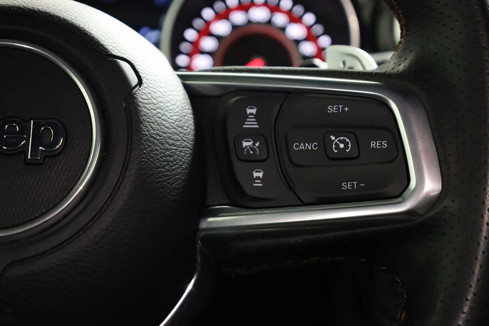 Thumbnail: 2022 Jeep Wrangler - 24