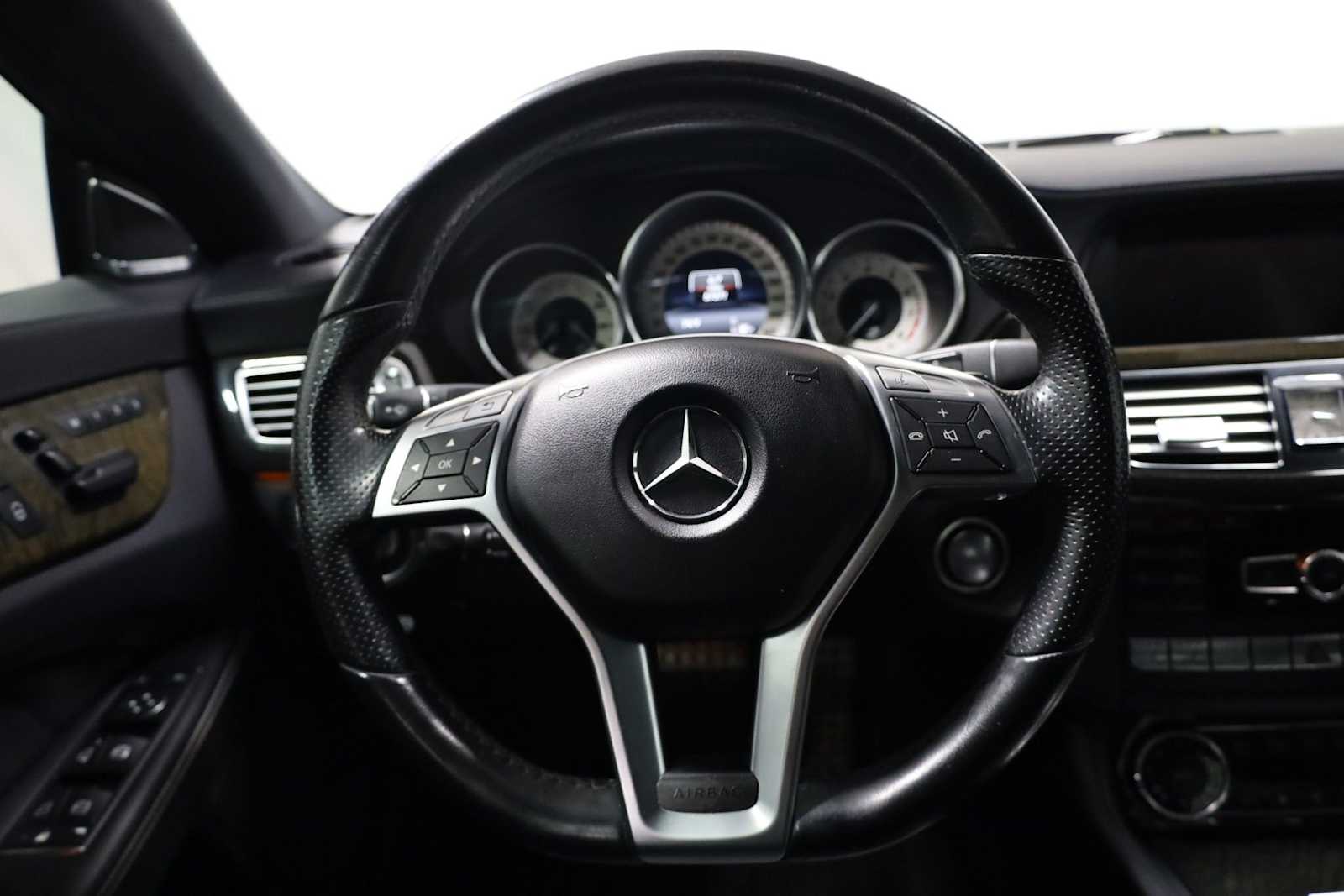 Thumbnail: 2014 Mercedes-Benz CLS - 23