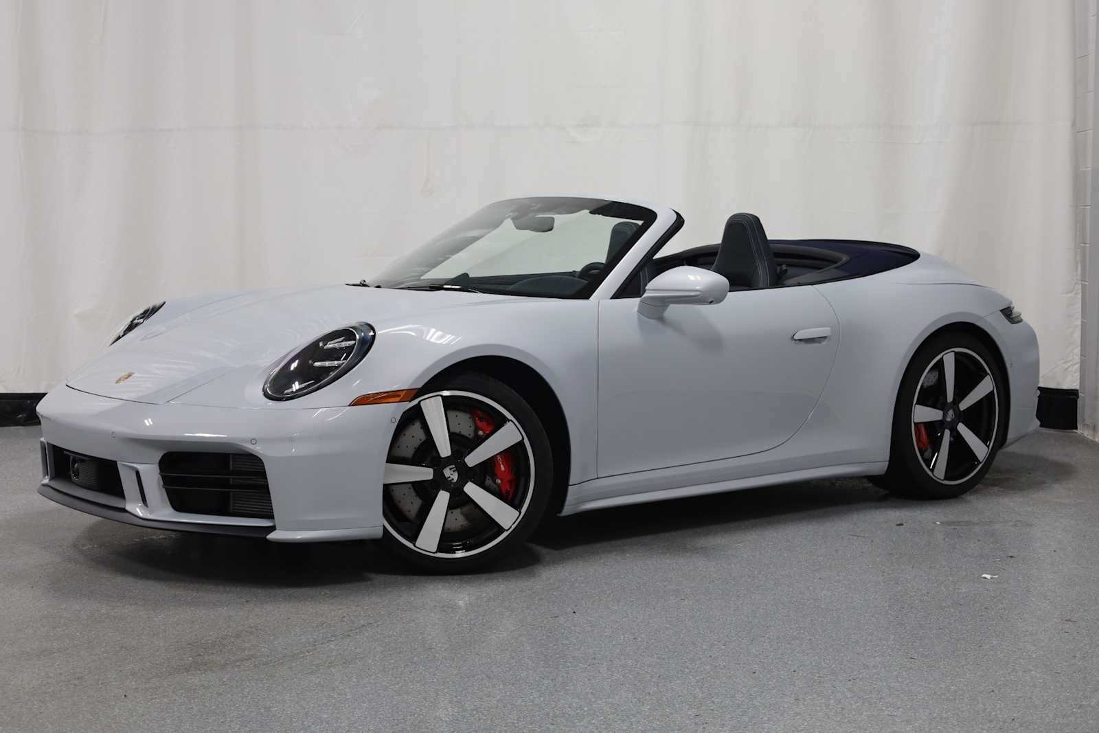 Thumbnail: 2025 Porsche 911 - 2