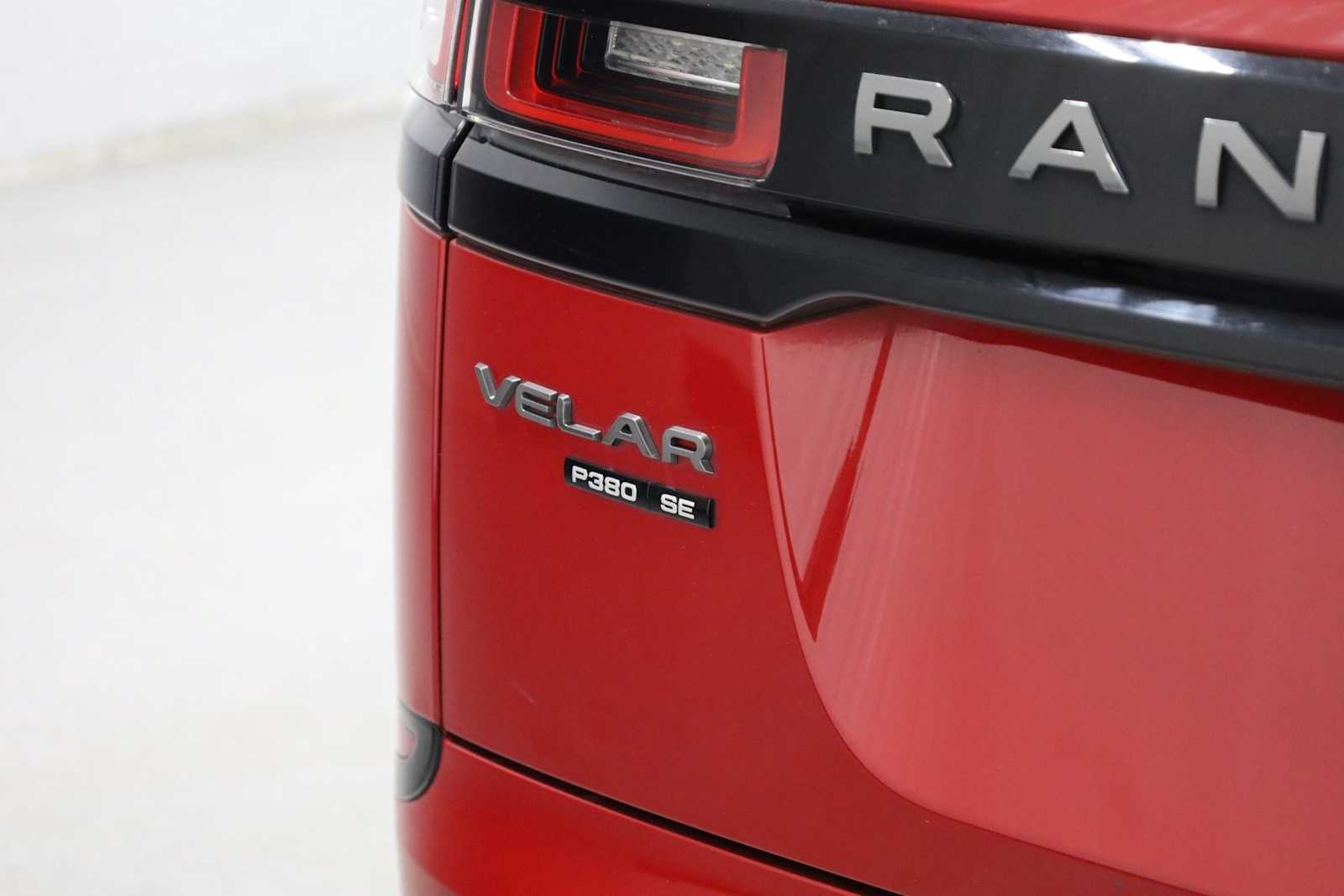 Thumbnail: 2018 Land Rover Range Rover Velar - 8