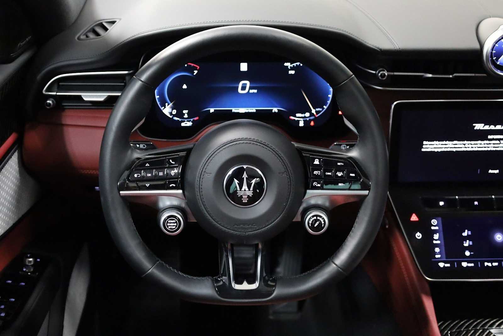 Thumbnail: 2023 Maserati Grecale - 25