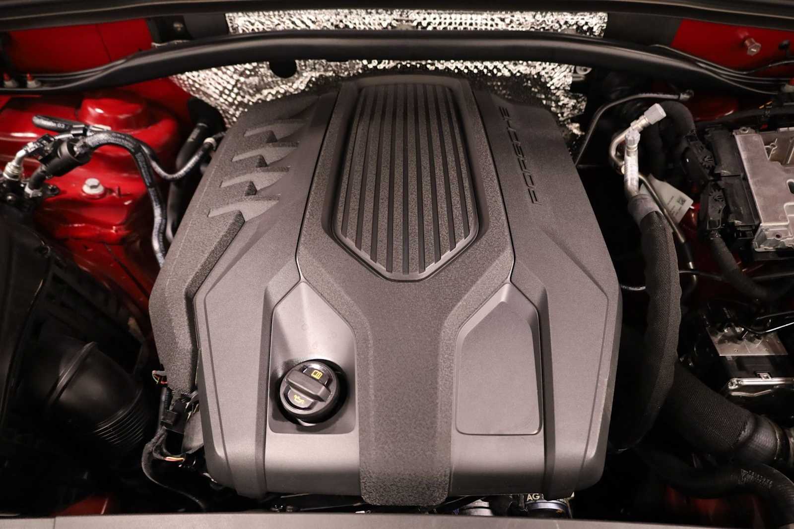 Thumbnail: 2025 Porsche Macan - 42