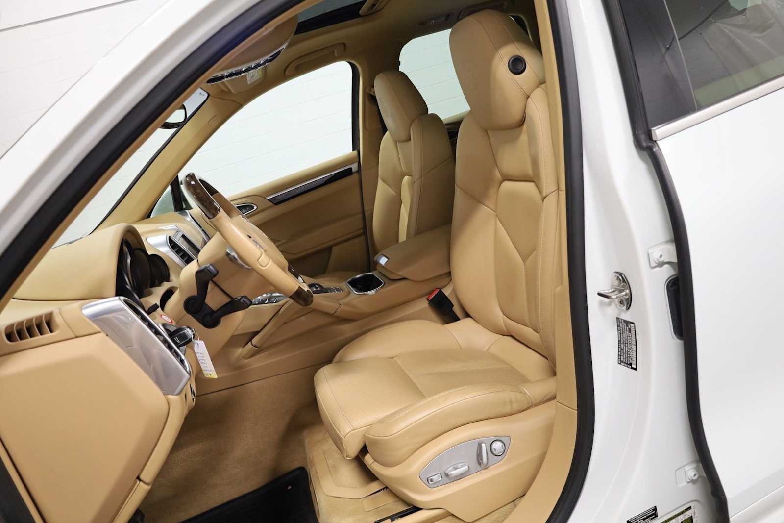 Thumbnail: 2014 Porsche Cayenne - 5