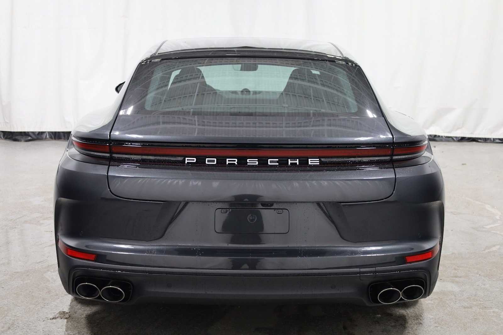 Thumbnail: 2026 Porsche Panamera - 7