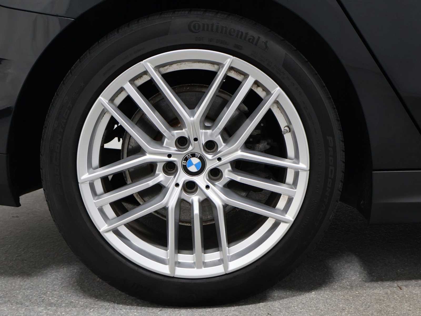 Thumbnail: 2024 BMW 5 Series - 35