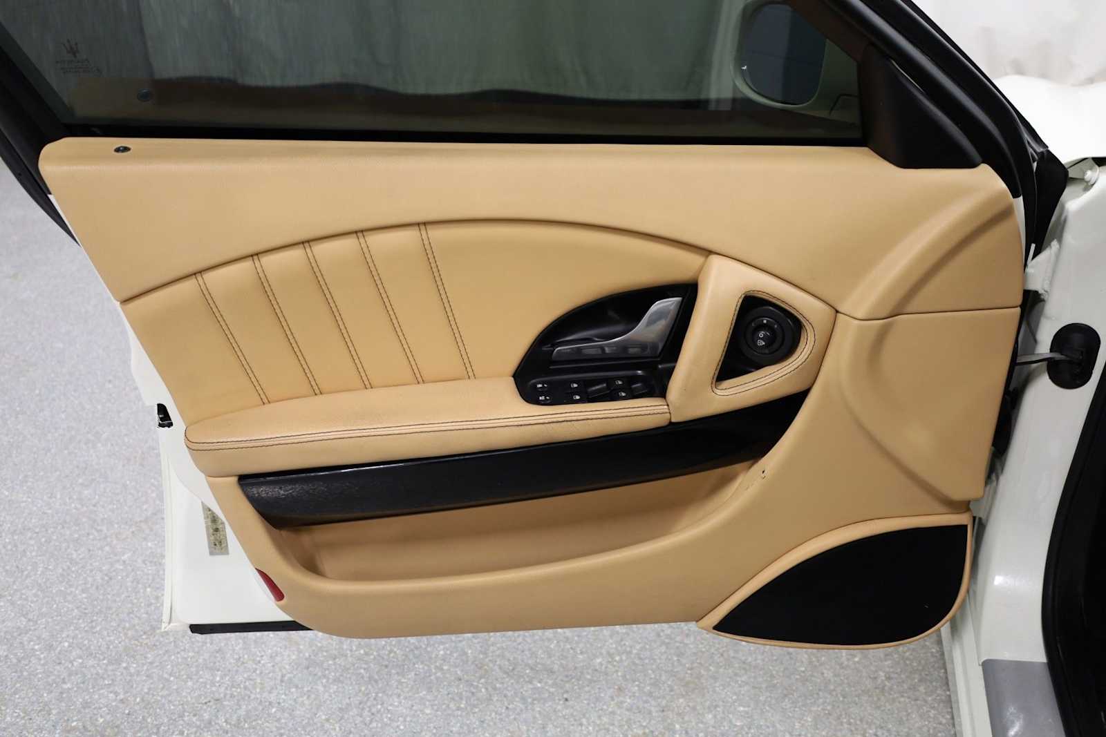 Thumbnail: 2007 Maserati Quattroporte - 16