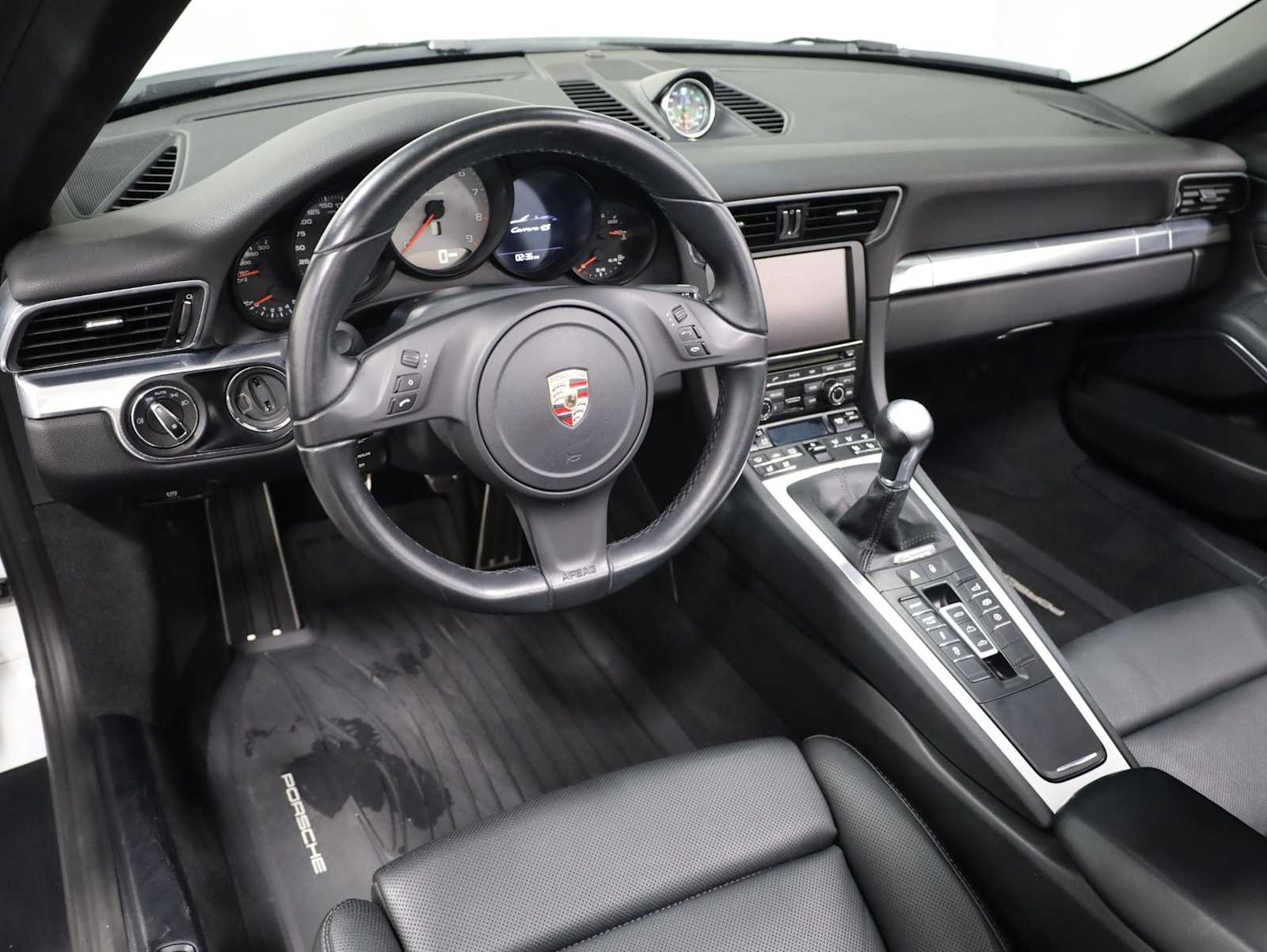 Thumbnail: 2014 Porsche 911 - 4