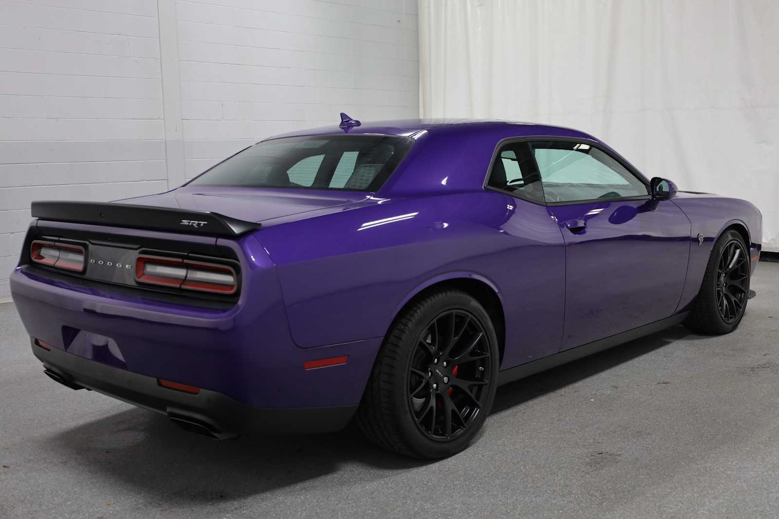 Thumbnail: 2016 Dodge Challenger - 9