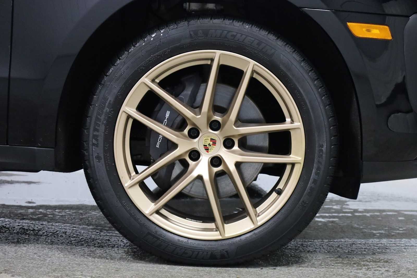 Thumbnail: 2023 Porsche Macan - 12