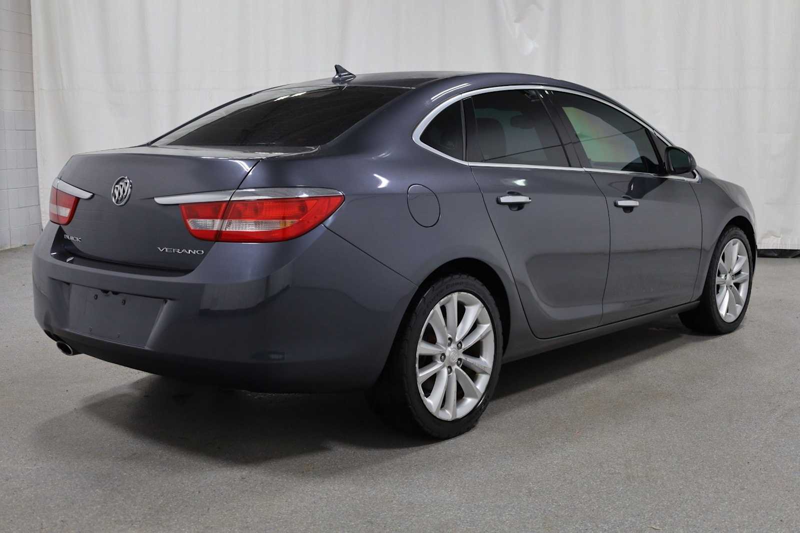 Thumbnail: 2013 Buick Verano - 9