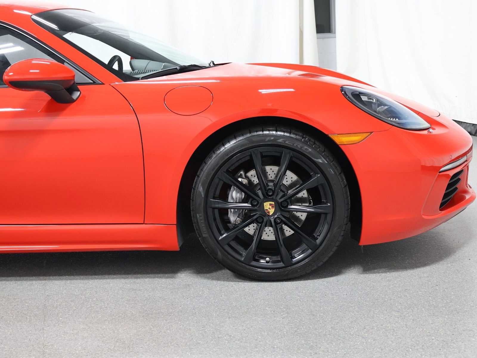 Thumbnail: 2018 Porsche 718 Cayman - 10