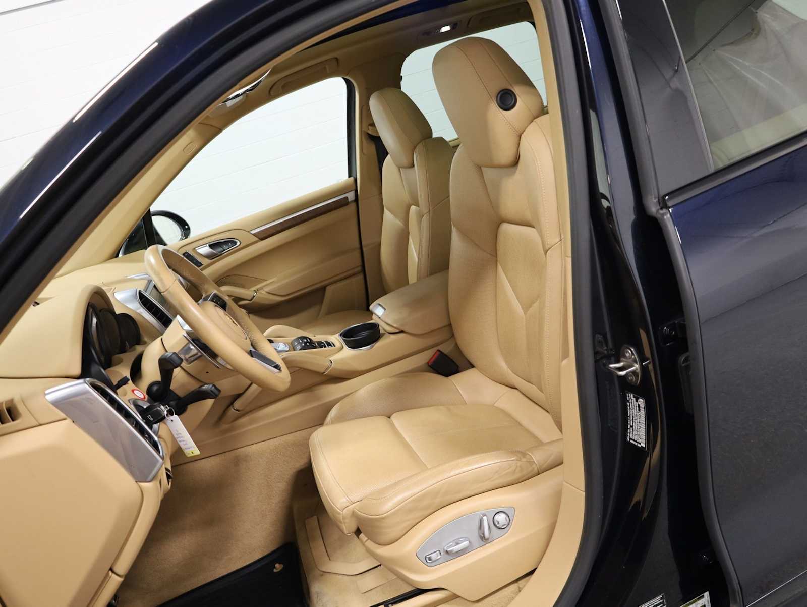 Thumbnail: 2015 Porsche Cayenne - 5