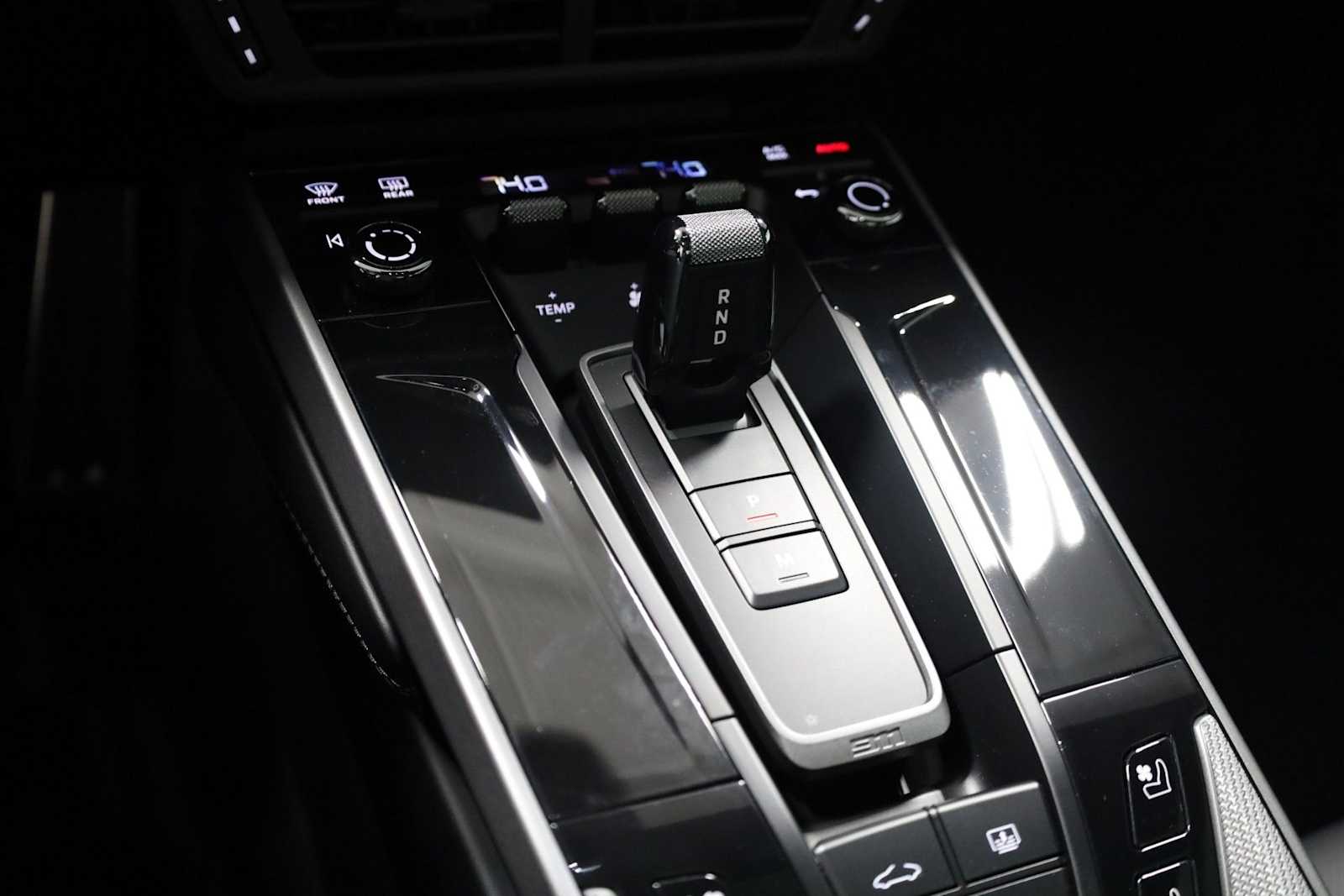 Thumbnail: 2025 Porsche 911 - 30