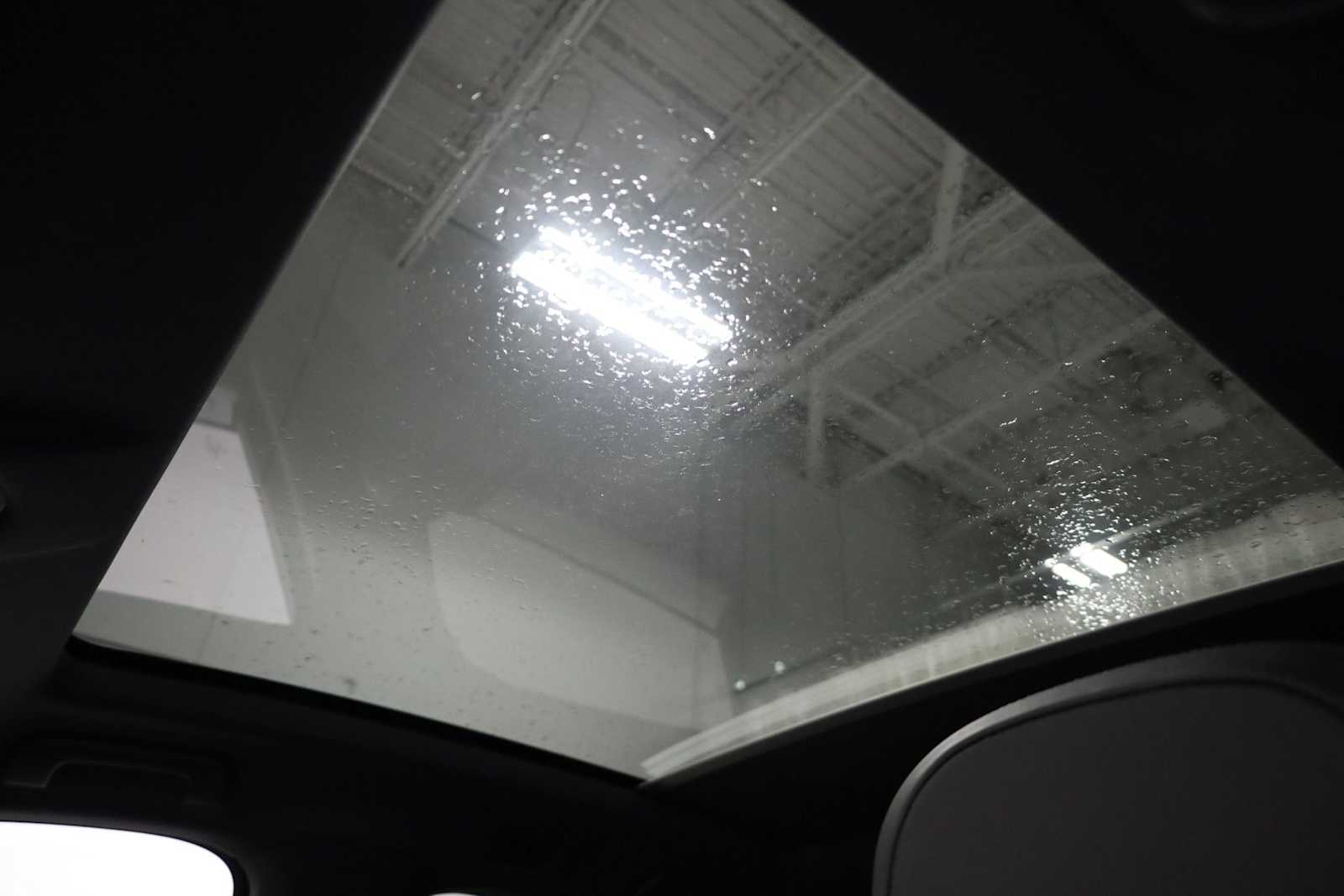 Thumbnail: 2025 Porsche  - 20