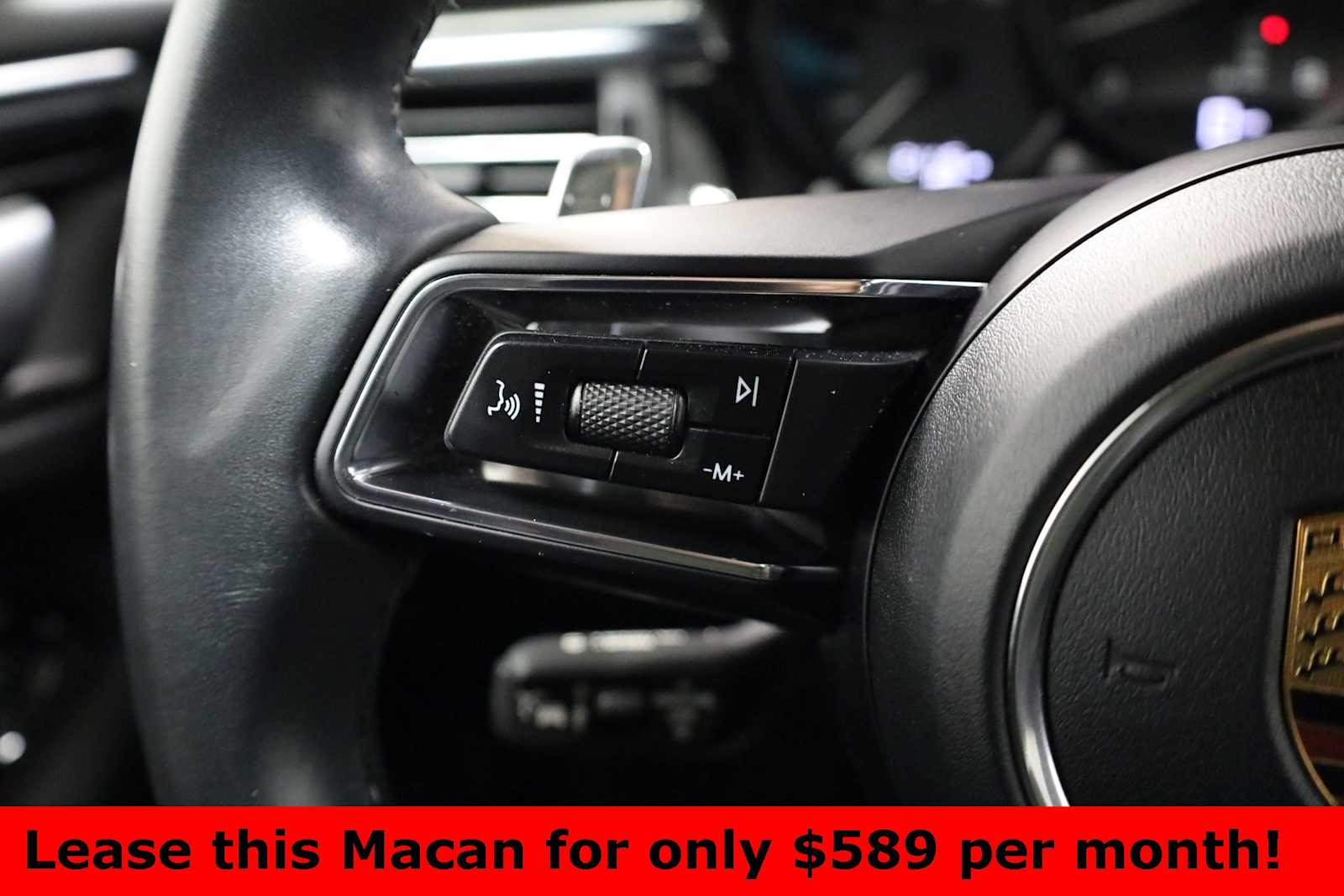 Thumbnail: 2023 Porsche Macan - 28