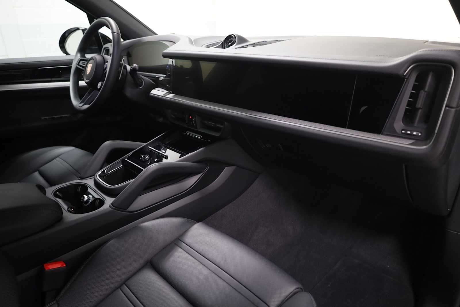 Thumbnail: 2025 Porsche Cayenne - 6