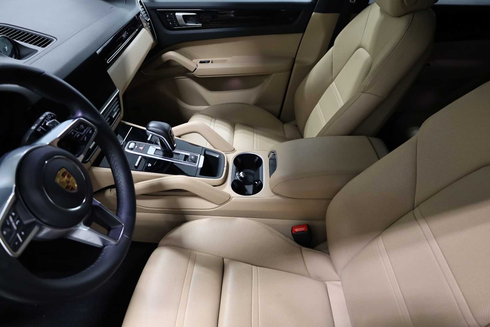 Thumbnail: 2022 Porsche Cayenne - 5