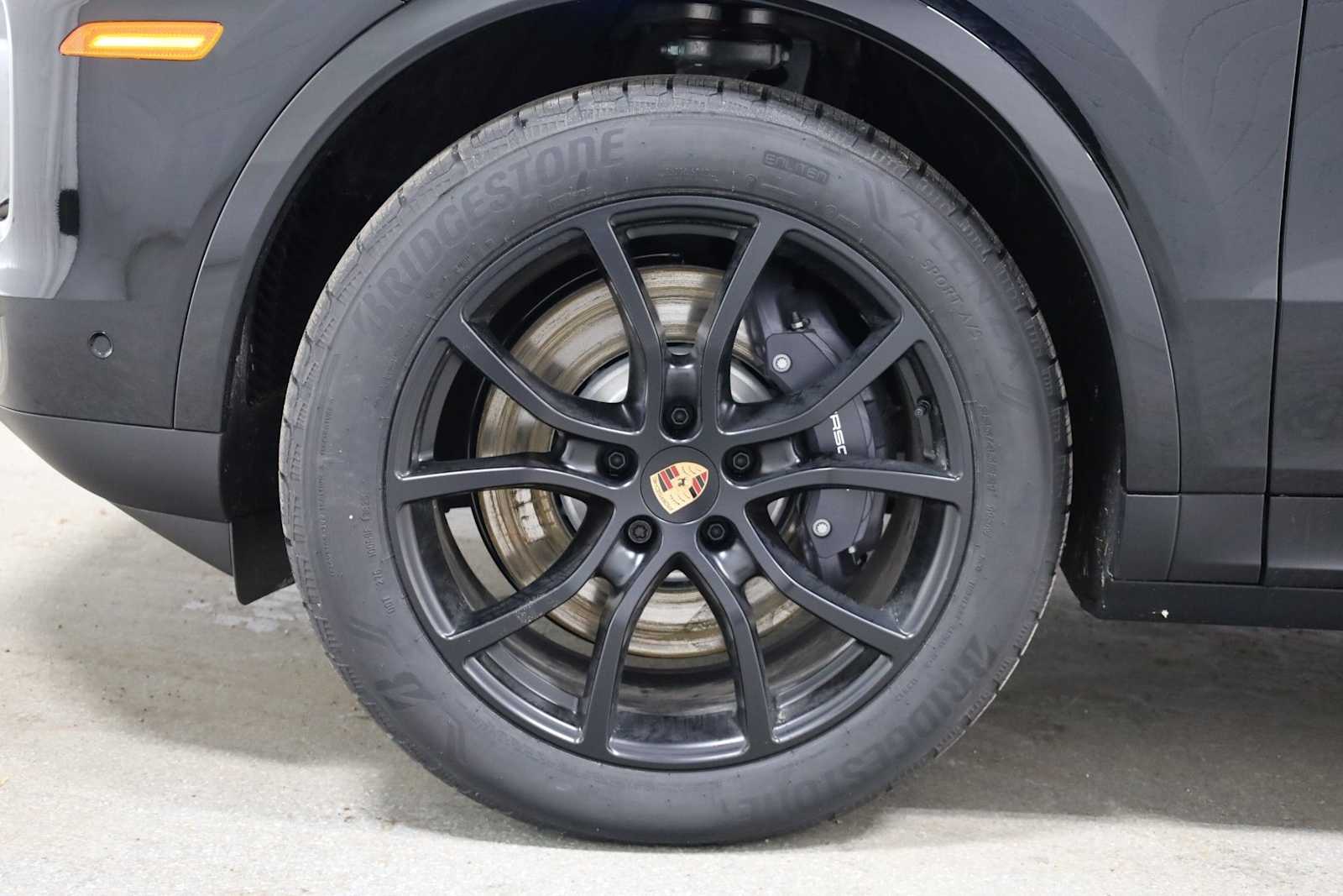 Thumbnail: 2026 Porsche Cayenne - 40