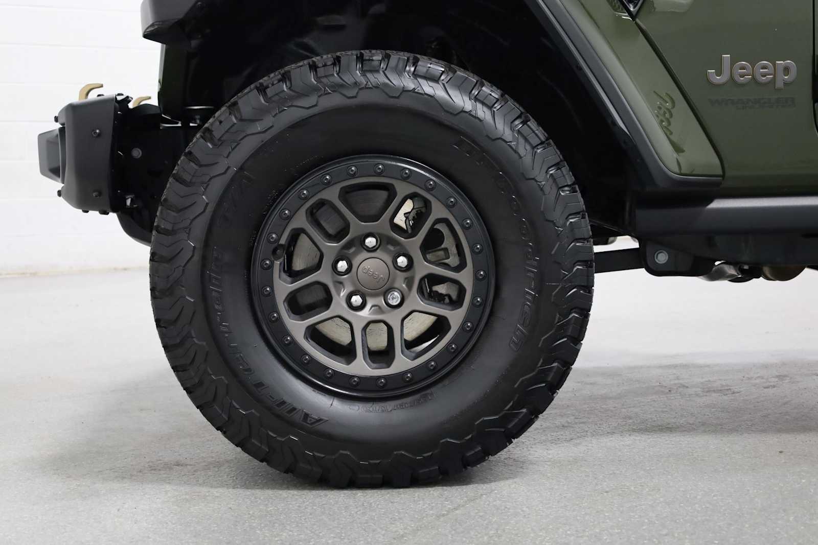 Thumbnail: 2022 Jeep Wrangler - 36