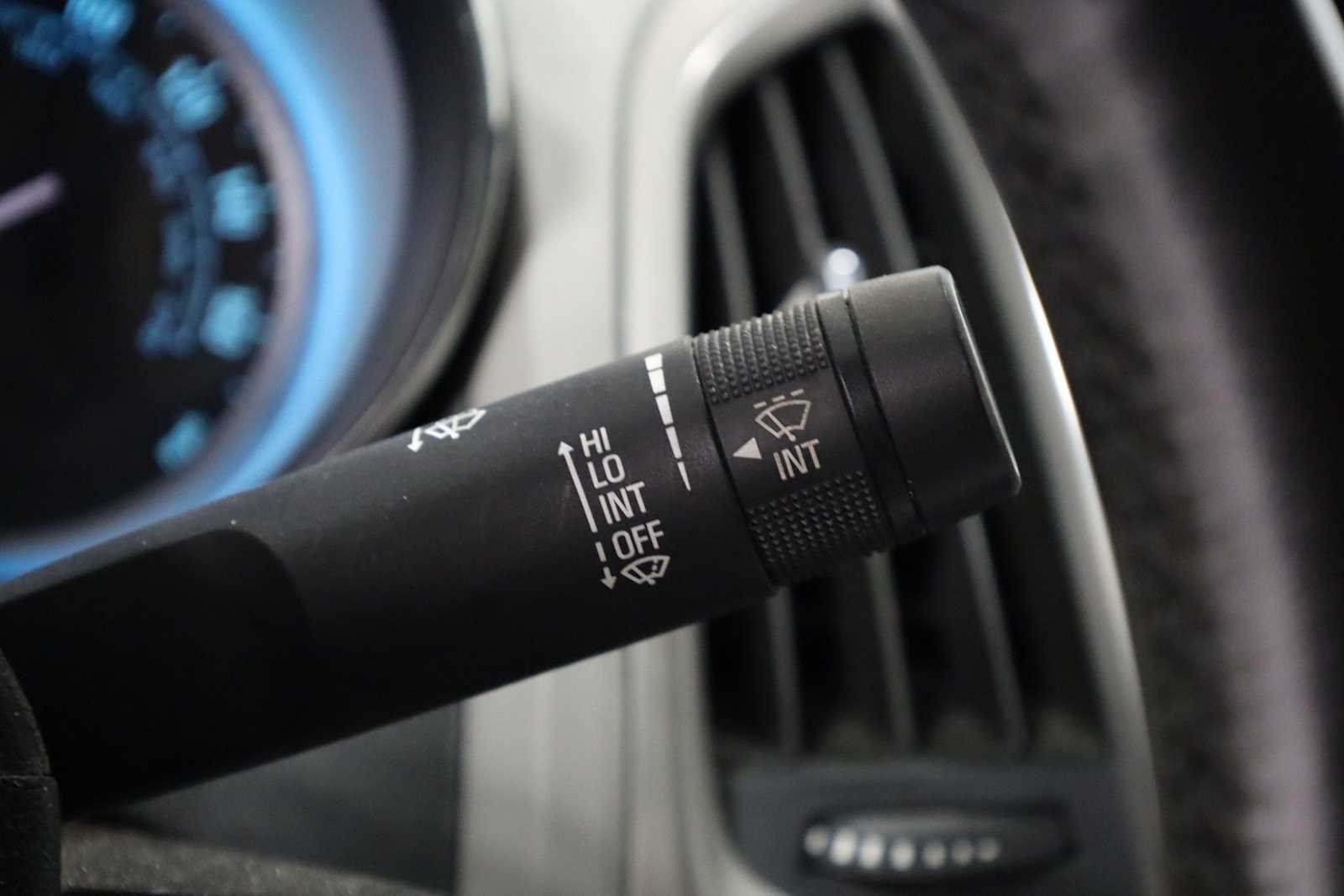 Thumbnail: 2013 Buick Verano - 26