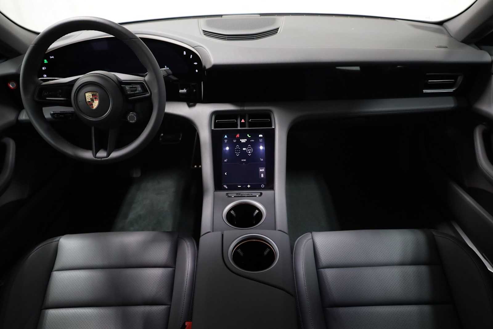 Thumbnail: 2025 Porsche Taycan - 23