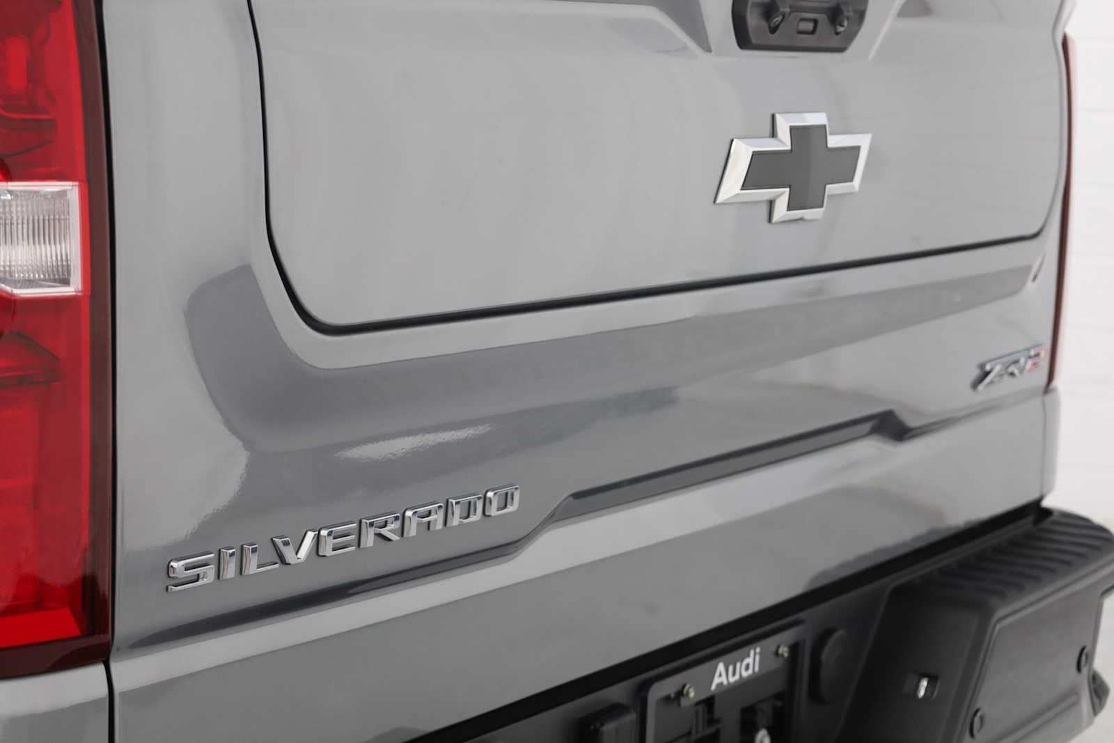 Thumbnail: 2024 Chevrolet Silverado 1500 - 8