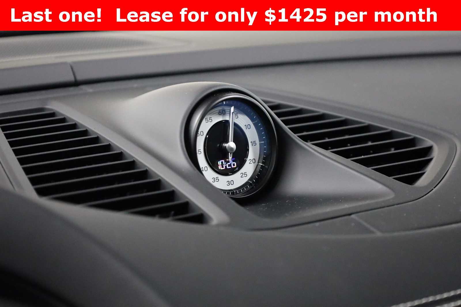 Thumbnail: 2025 Porsche Macan - 19