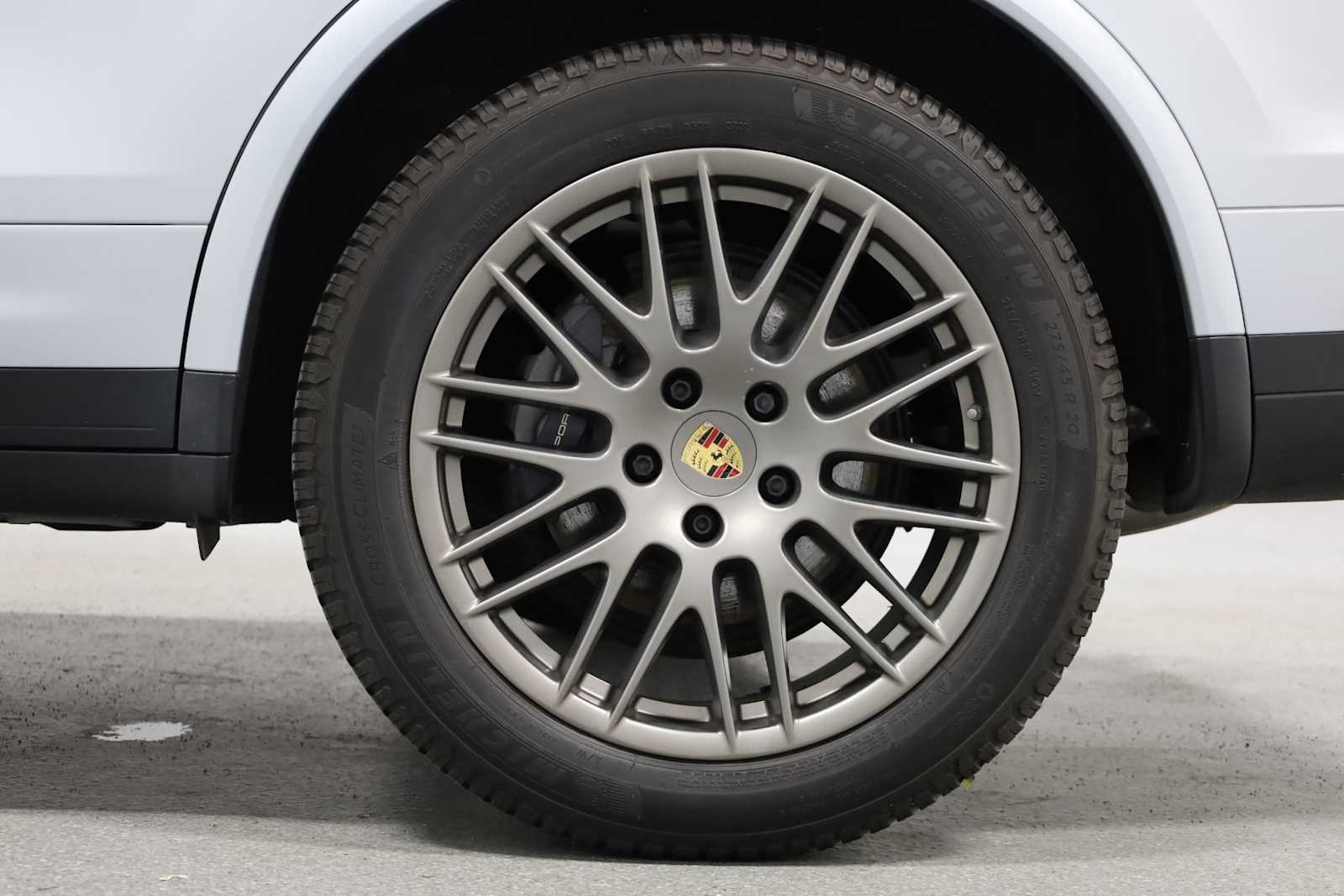 Thumbnail: 2017 Porsche Cayenne - 47