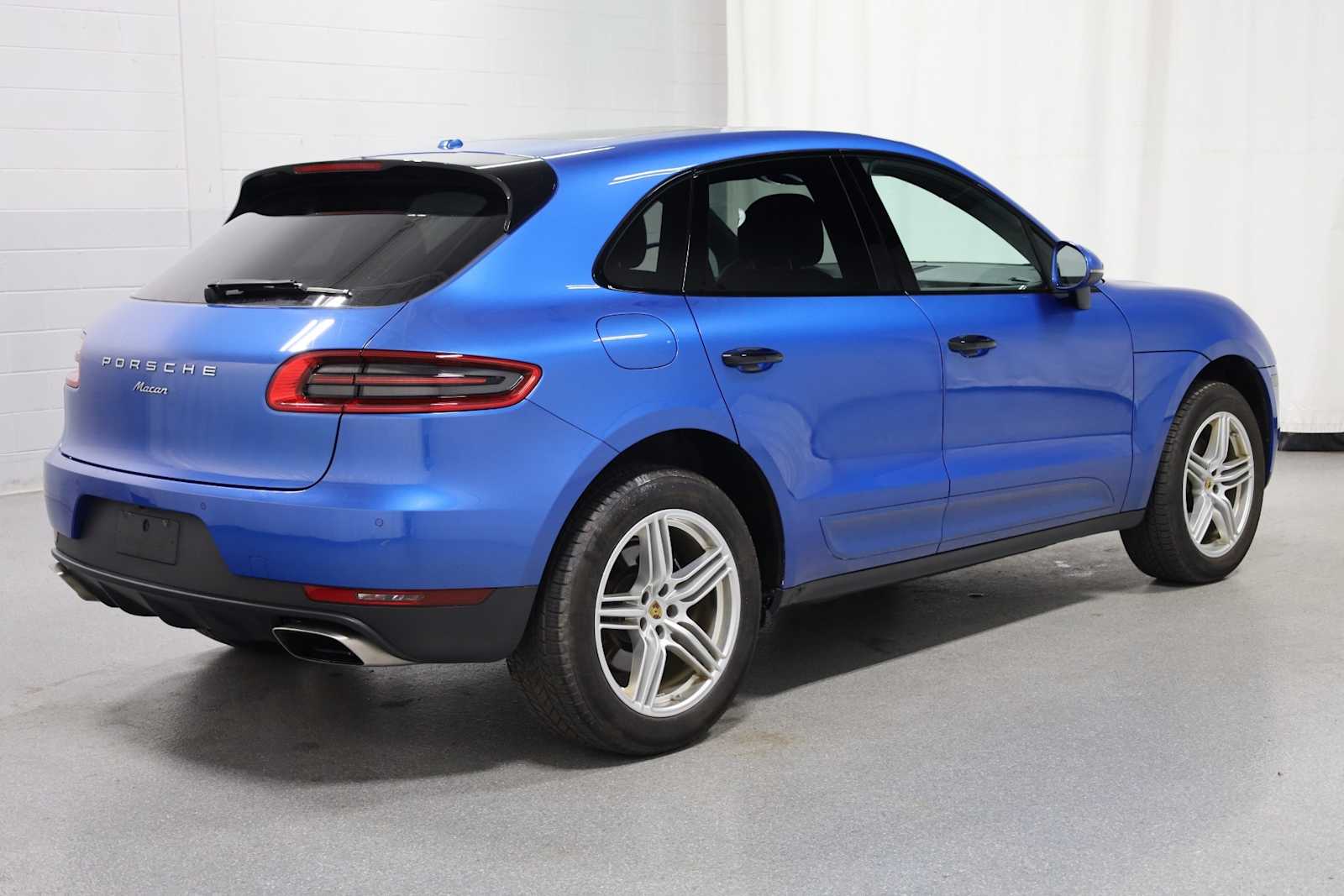 Thumbnail: 2018 Porsche Macan - 9