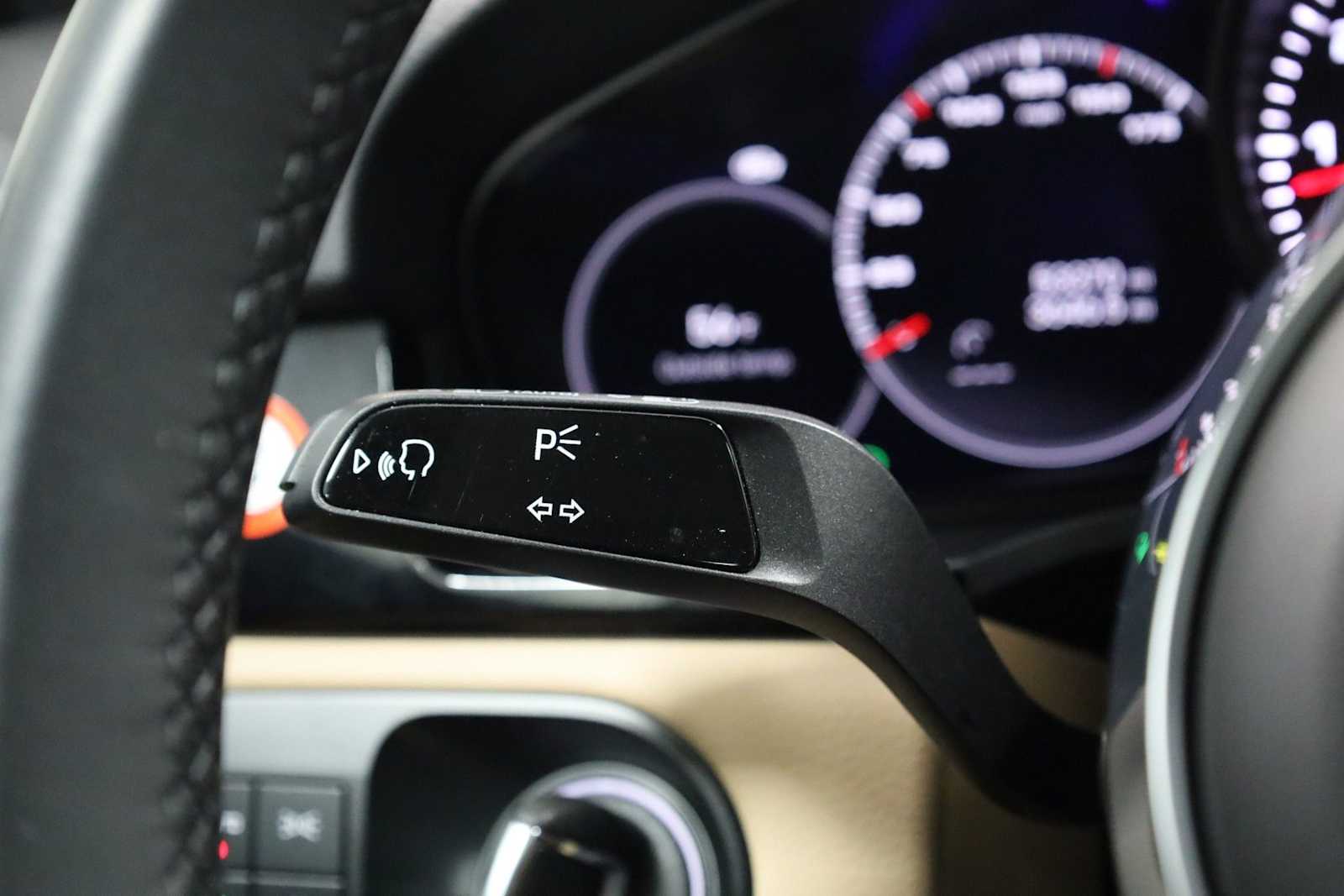 Thumbnail: 2023 Porsche  - 31