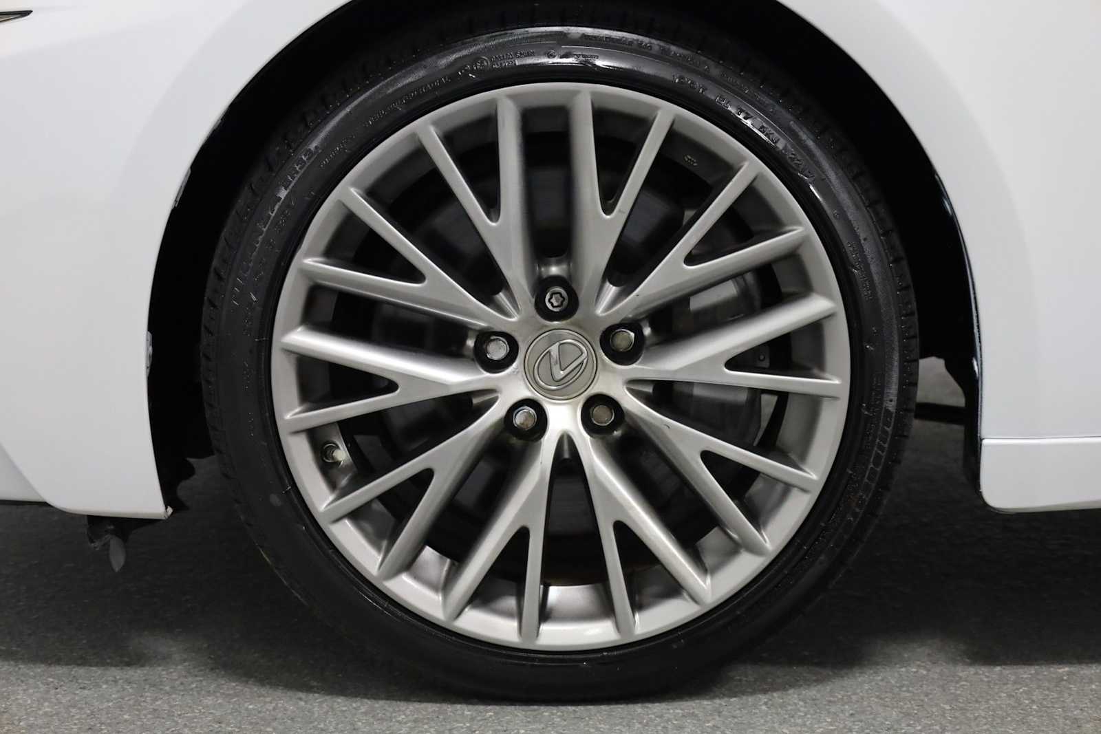 Thumbnail: 2016 Lexus IS - 37