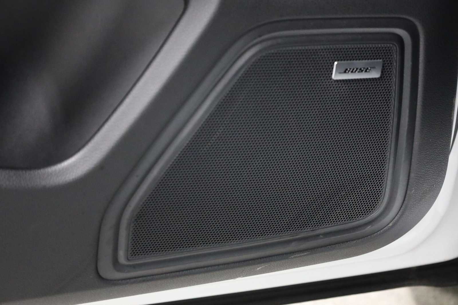 Thumbnail: 2025 Porsche Macan - 17