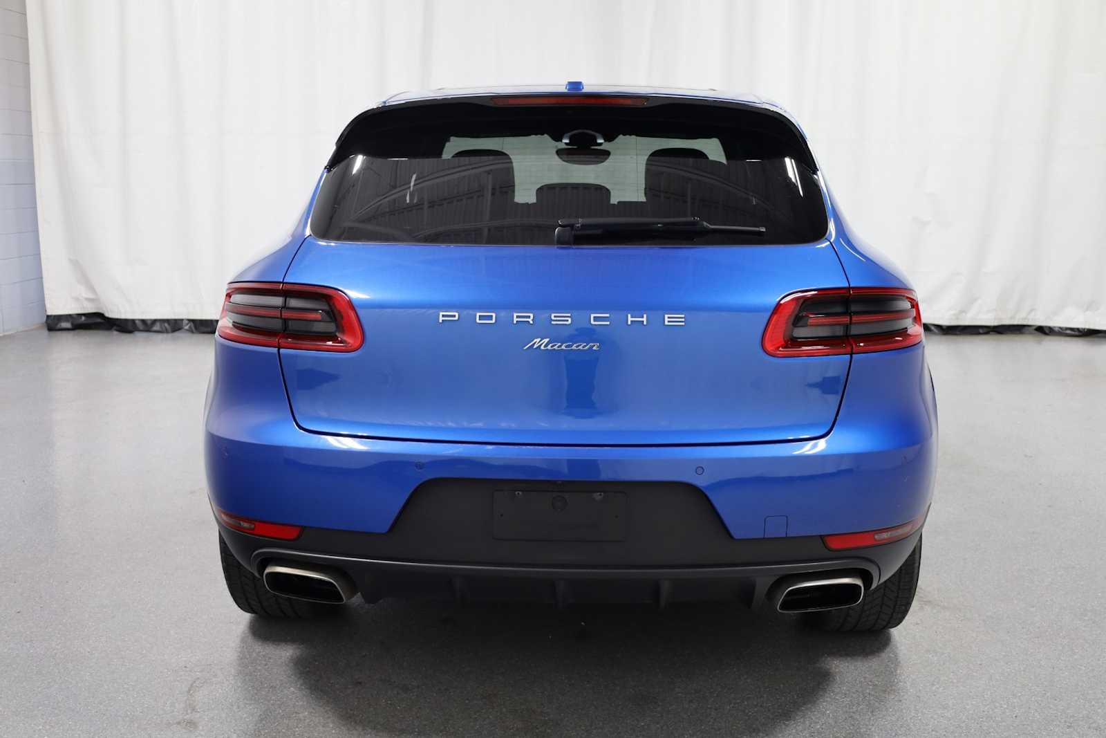 Thumbnail: 2018 Porsche Macan - 7