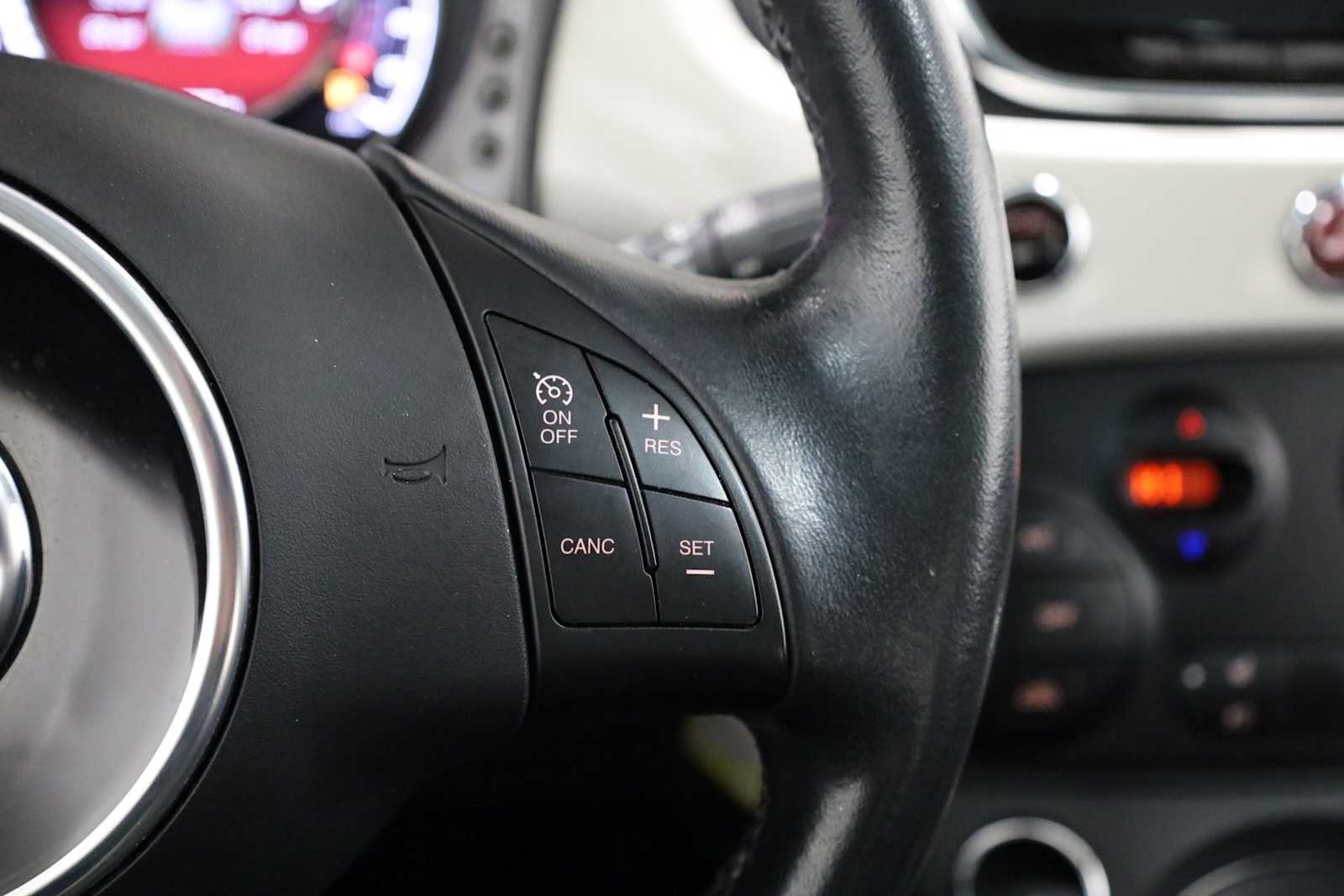 Thumbnail: 2018 Fiat 500 - 26