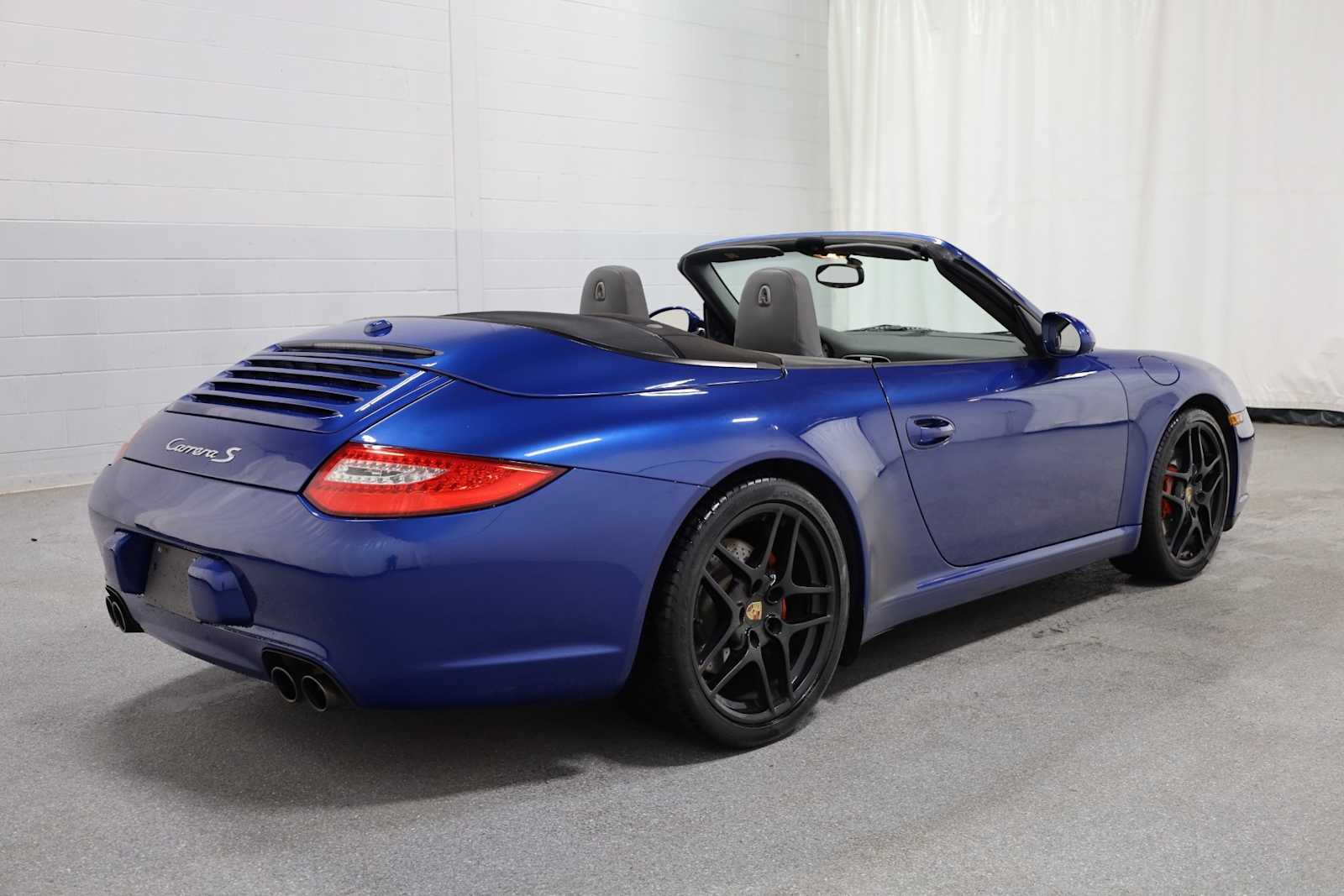 Thumbnail: 2009 Porsche 911 - 9