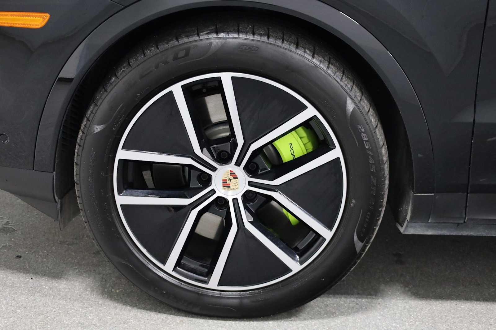 Thumbnail: 2025 Porsche Cayenne - 40