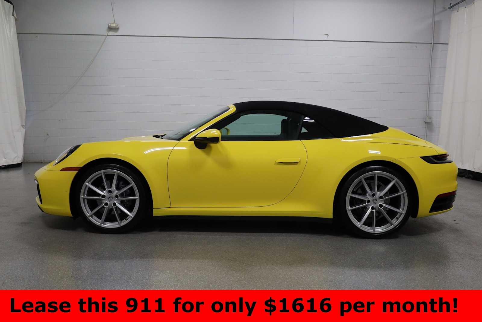 Thumbnail: 2022 Porsche 911 - 2