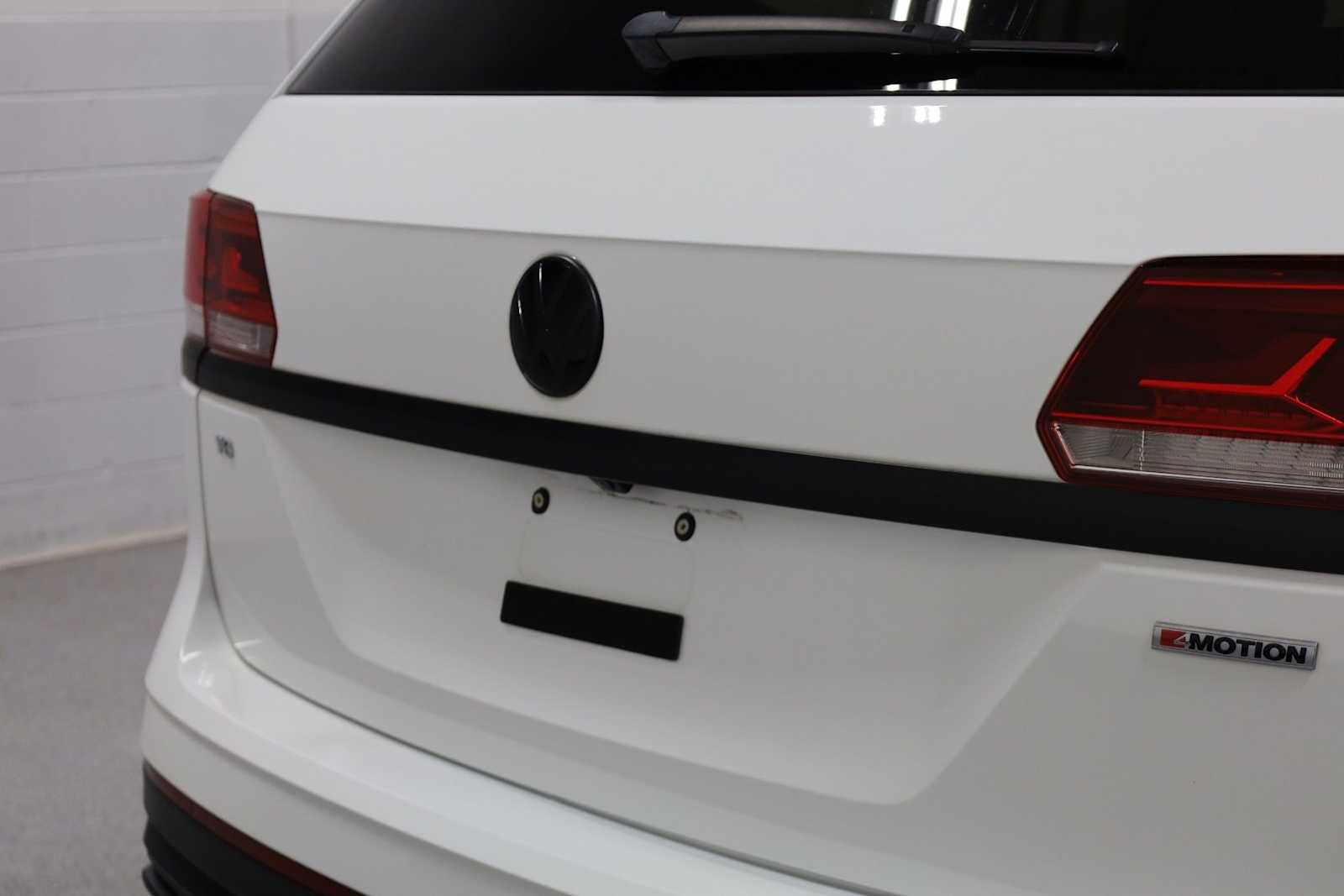 Thumbnail: 2021 Volkswagen Atlas - 8