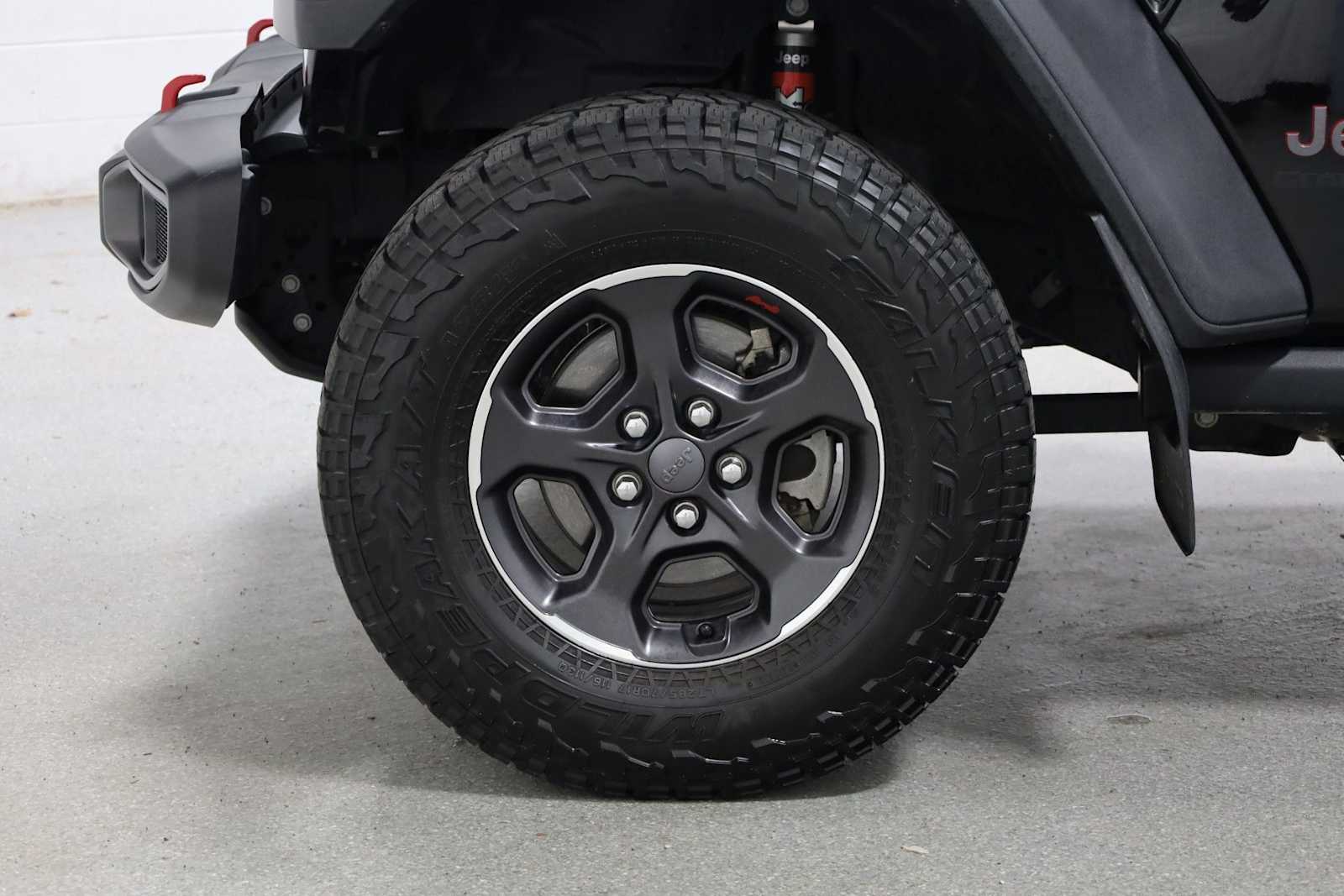Thumbnail: 2021 Jeep Gladiator - 36
